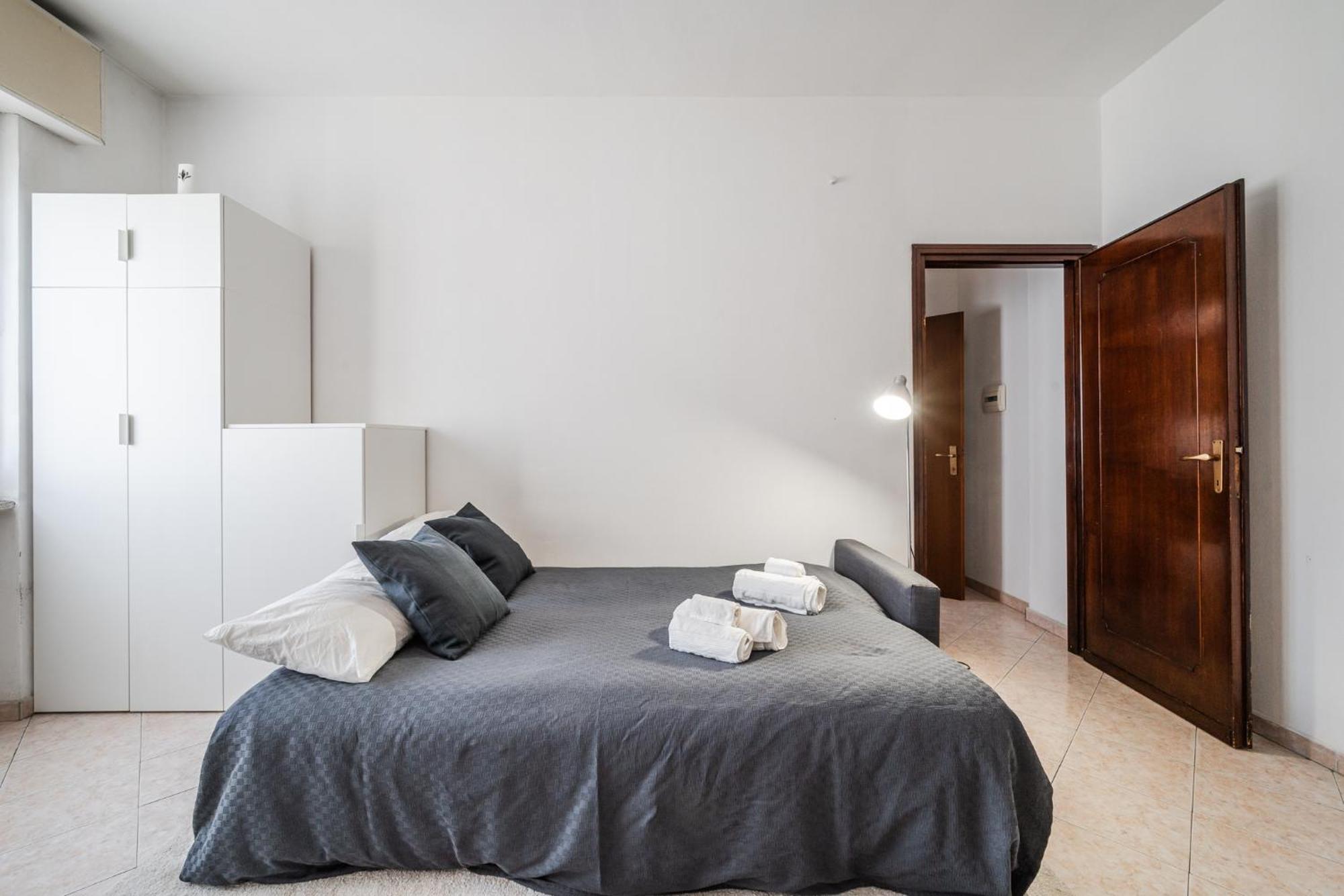 Roma 23, Smartstay Rozzano Kültér fotó