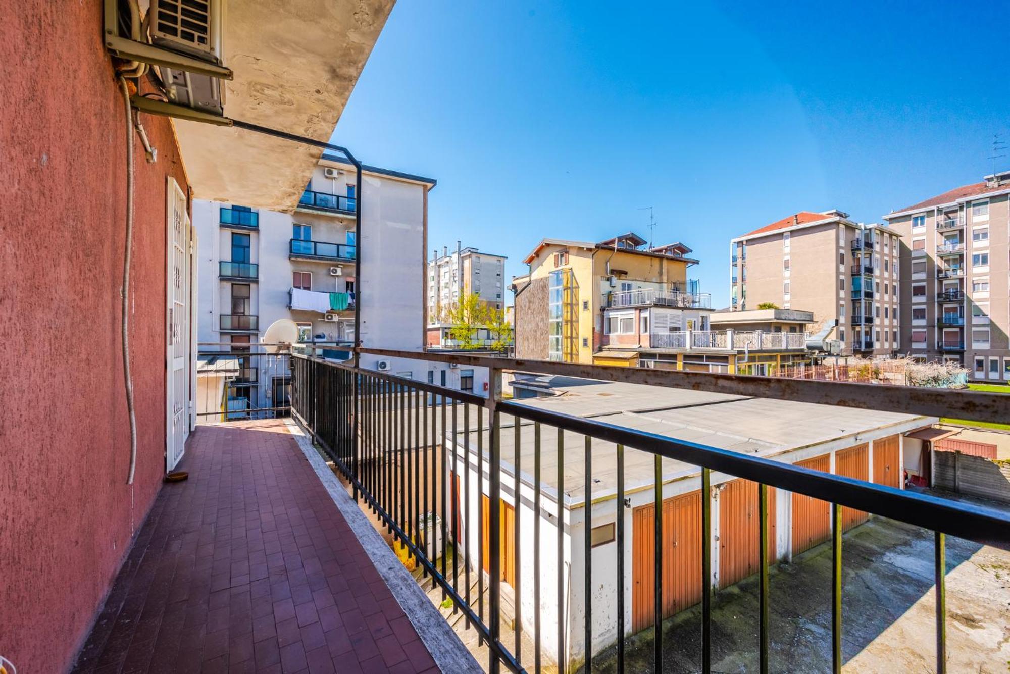 Roma 23, Smartstay Rozzano Kültér fotó